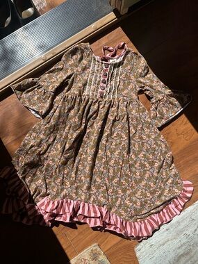 Floral ruffle girls dress